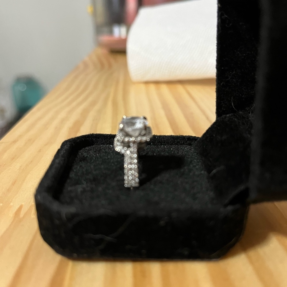 Wedding Set - Picture 3 of 5
